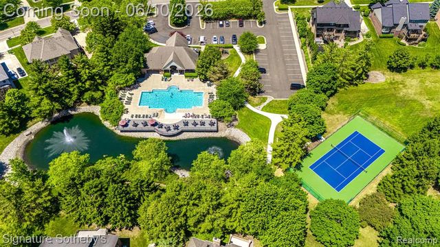 602 Appoline Court, Rochester, MI 48307