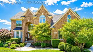 602 Appoline Court, Rochester, MI 48307