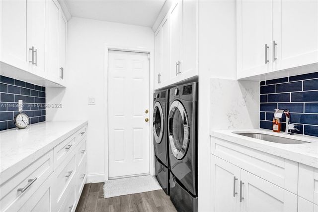 2069 NE 196th Ter, North Miami Beach, FL 33179