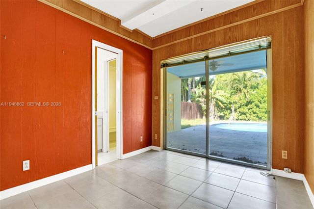 2069 NE 196th Ter, North Miami Beach, FL 33179