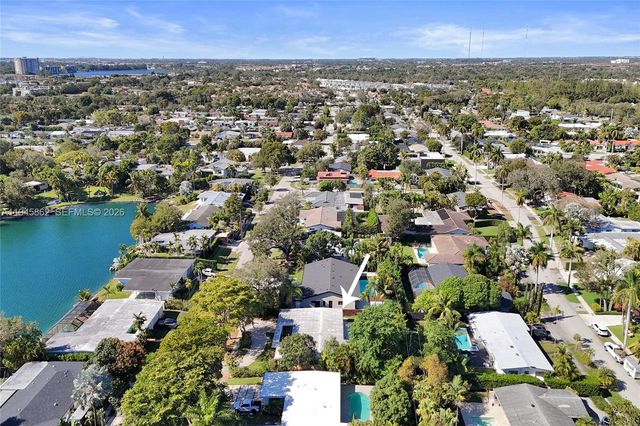 2069 NE 196th Ter, North Miami Beach, FL 33179