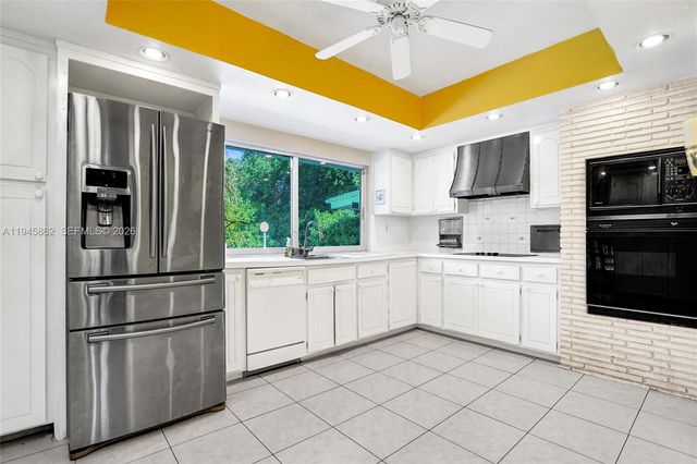 2069 NE 196th Ter, North Miami Beach, FL 33179