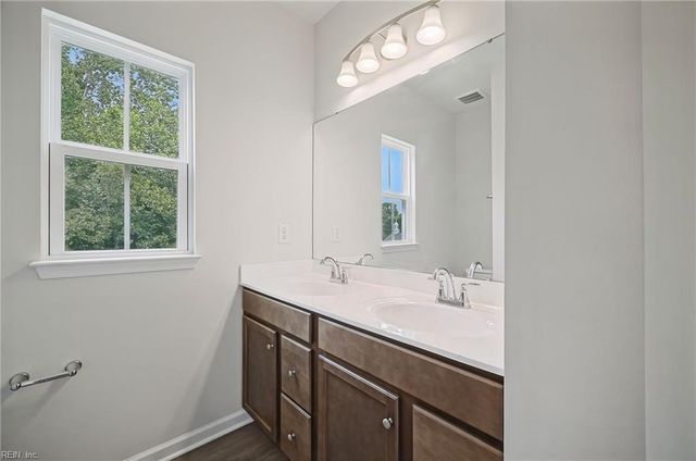 284 Tern AVE, Portsmouth, VA 23701