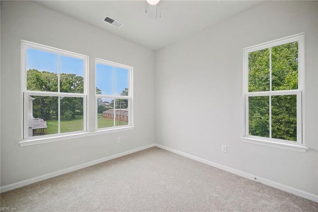 284 Tern AVE, Portsmouth, VA 23701