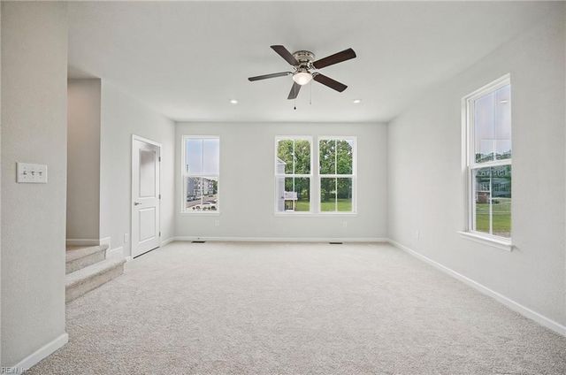 284 Tern AVE, Portsmouth, VA 23701