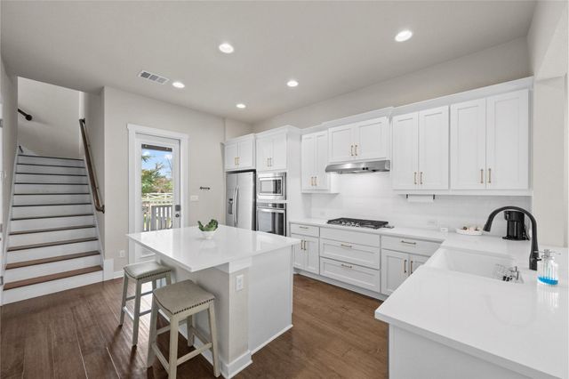 1182 Grant Wood Ave, Driftwood, TX 78619