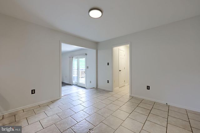 740 CHESTERBROOK DR, York, PA 17406