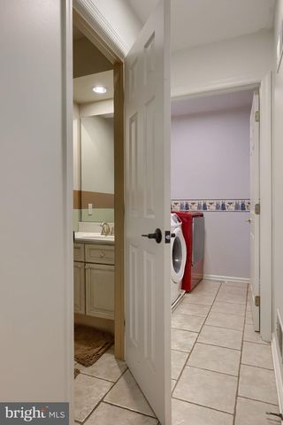 740 CHESTERBROOK DR, York, PA 17406