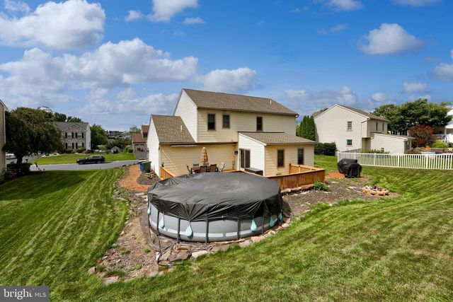 740 CHESTERBROOK DR, York, PA 17406