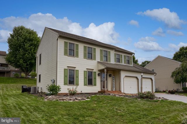 740 CHESTERBROOK DR, York, PA 17406