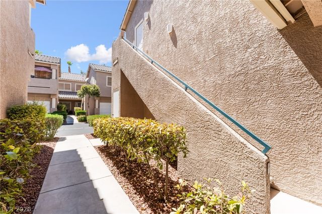2052 Gravel Hill Street 201, Las Vegas, NV 89117