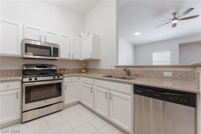 2052 Gravel Hill Street 201, Las Vegas, NV 89117