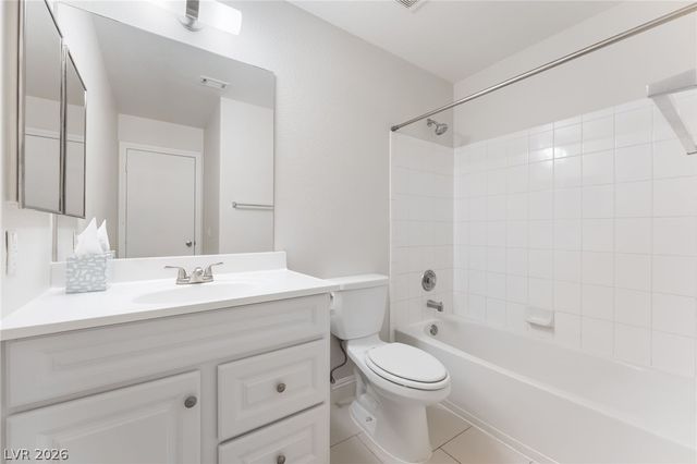 2052 Gravel Hill Street 201, Las Vegas, NV 89117