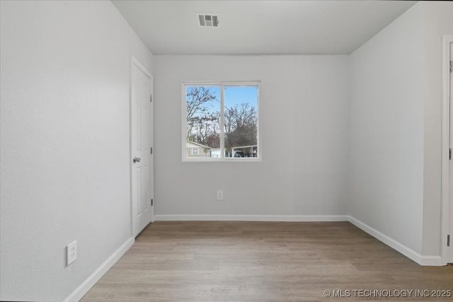 615 S Haynie Street, Skiatook, OK 74070