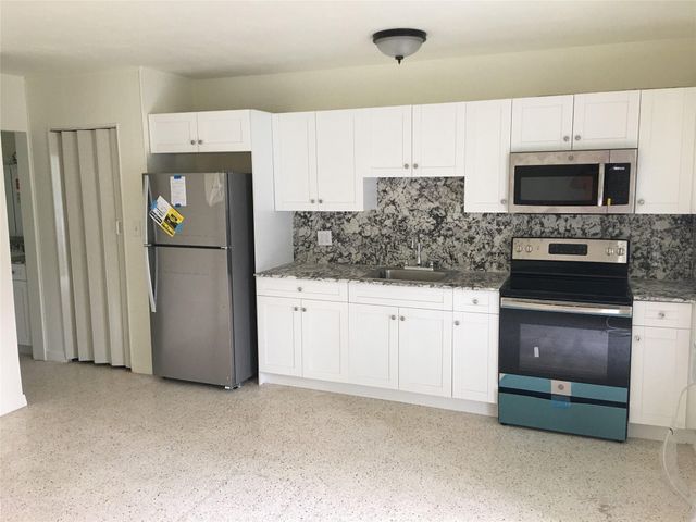 2220 N 19th Avenue 7, Hollywood, FL 33020
