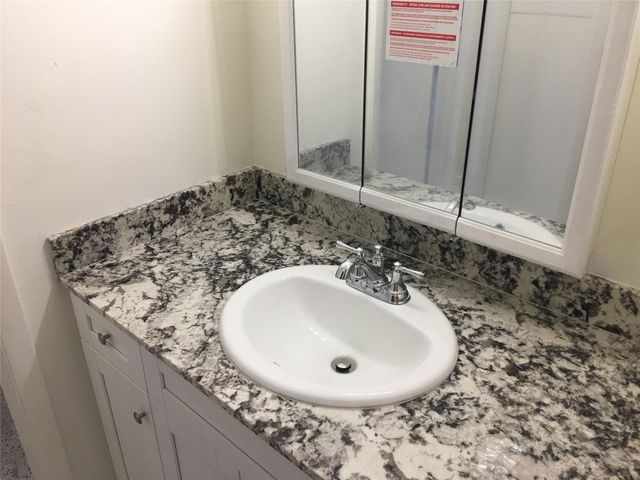 2220 N 19th Avenue 7, Hollywood, FL 33020