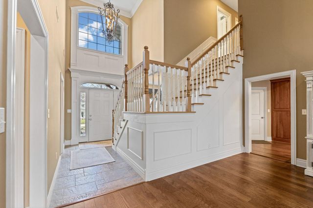 5613 MAJESTIC CIR, Columbia, MO 65203