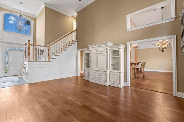 5613 MAJESTIC CIR, Columbia, MO 65203