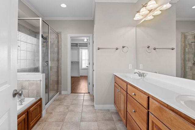 5613 MAJESTIC CIR, Columbia, MO 65203