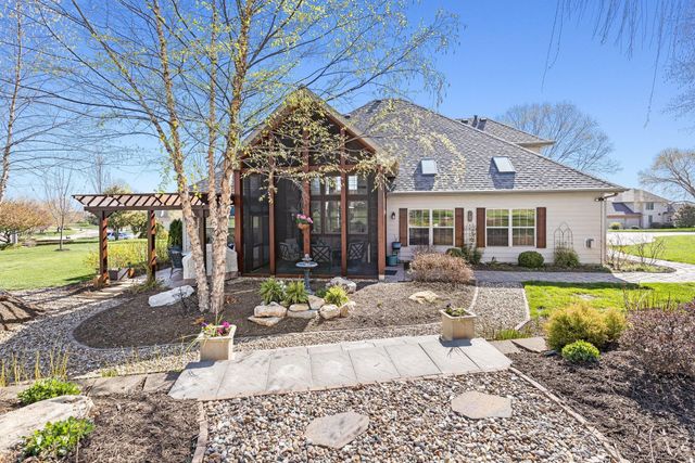 5613 MAJESTIC CIR, Columbia, MO 65203