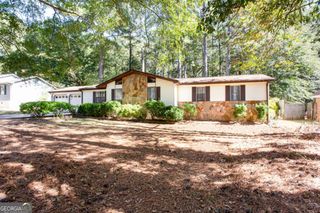 145 Davis Road, Stockbridge, GA 30281