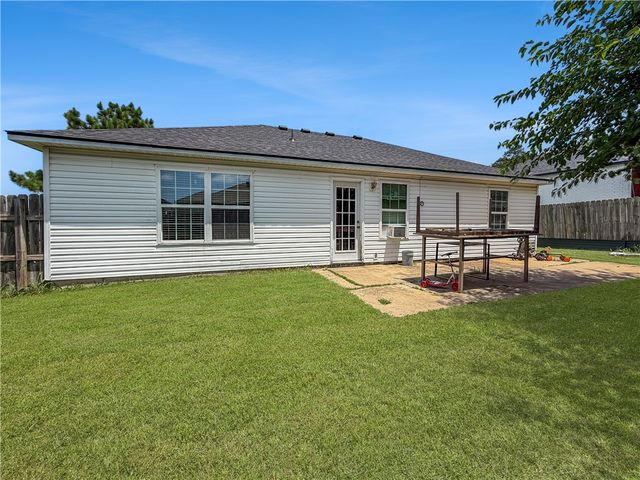 2023 Garnet Road, Springdale, AR 72764