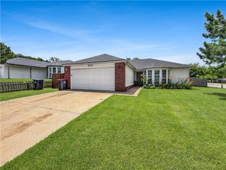 2023 Garnet Road, Springdale, AR 72764