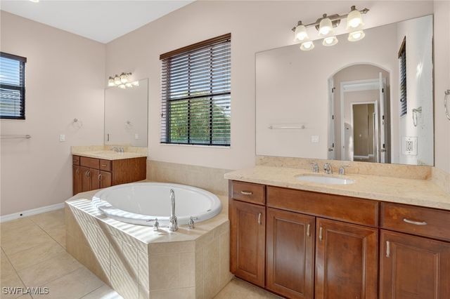 1296 Kendari TER, Naples, FL 34113