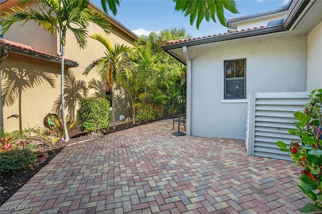 1296 Kendari TER, Naples, FL 34113