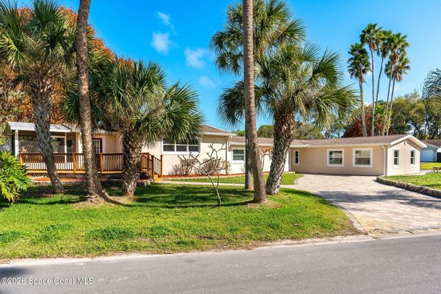 135 Oakledge Drive, Rockledge, FL 32955