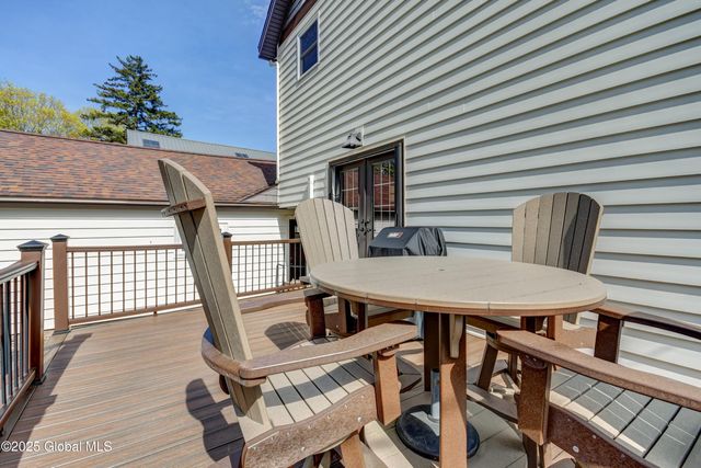 34 School Street, Broadalbin, NY 12025