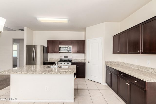 29235 W CLARENDON Avenue, Buckeye, AZ 85396