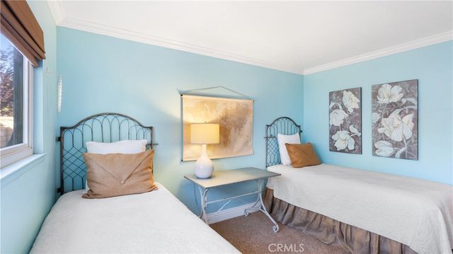 23910 Plaza Gavilan, Valencia, CA 91355