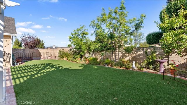 23910 Plaza Gavilan, Valencia, CA 91355