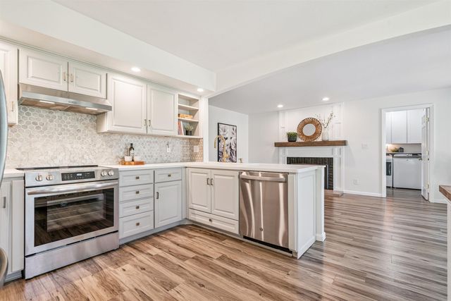 1329 Oak Park Boulevard, Cedar Falls, IA 50613