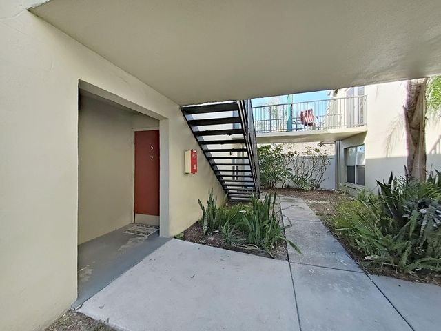 1799 N HIGHLAND AVENUE 5, Clearwater, FL 33755