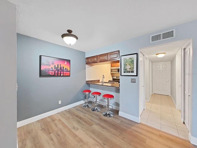 1799 N HIGHLAND AVENUE 5, Clearwater, FL 33755