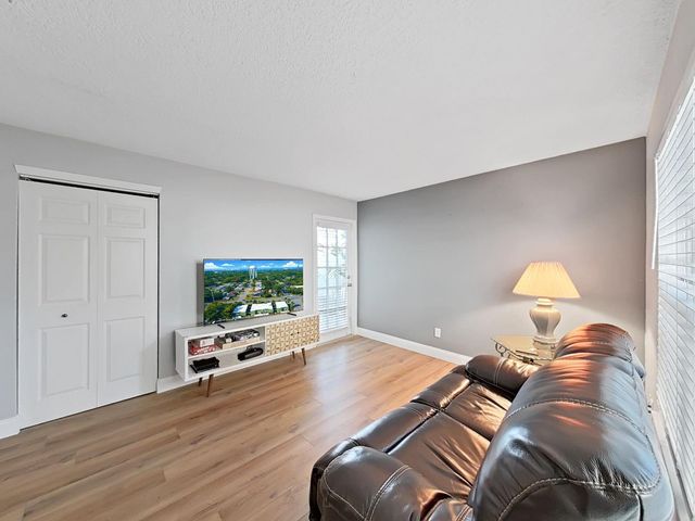 1799 N HIGHLAND AVENUE 5, Clearwater, FL 33755