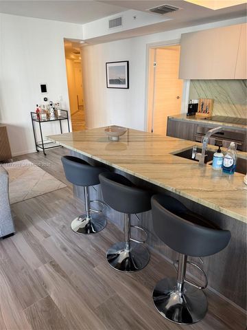 801 S Miami Ave 1705, Miami, FL 33131