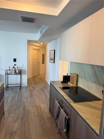 801 S Miami Ave 1705, Miami, FL 33131