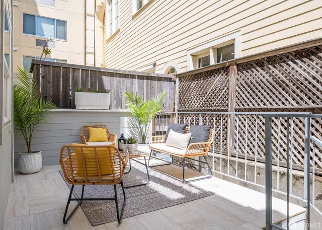 1740 Laguna Street 201, San Francisco, CA 94115