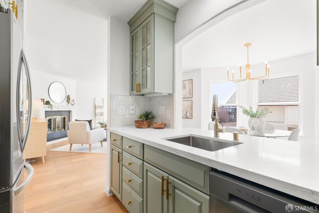 1740 Laguna Street 201, San Francisco, CA 94115