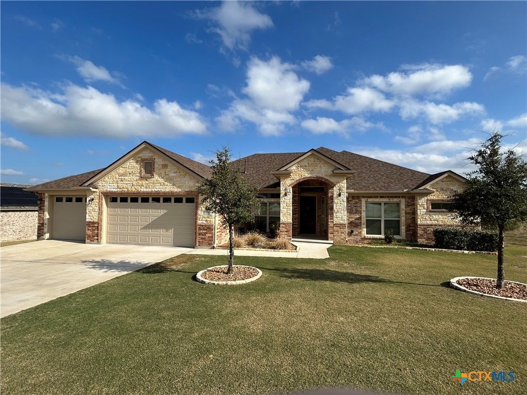 2013 Box Canyon, Nolanville, TX 76559