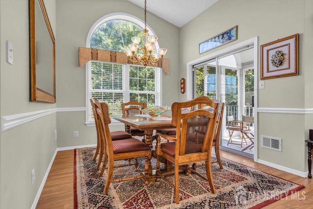 32 Edinburgh Drive D, Monroe, NJ 08831