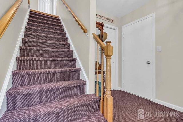 32 Edinburgh Drive D, Monroe, NJ 08831