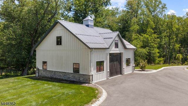 7 Homelands Dr, Colts Neck Twp., NJ 07722