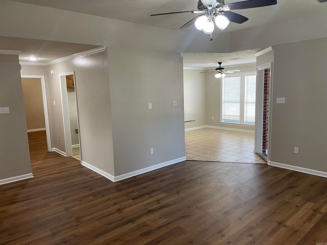 1645 Buckhorn Circle, Conway, AR 72034