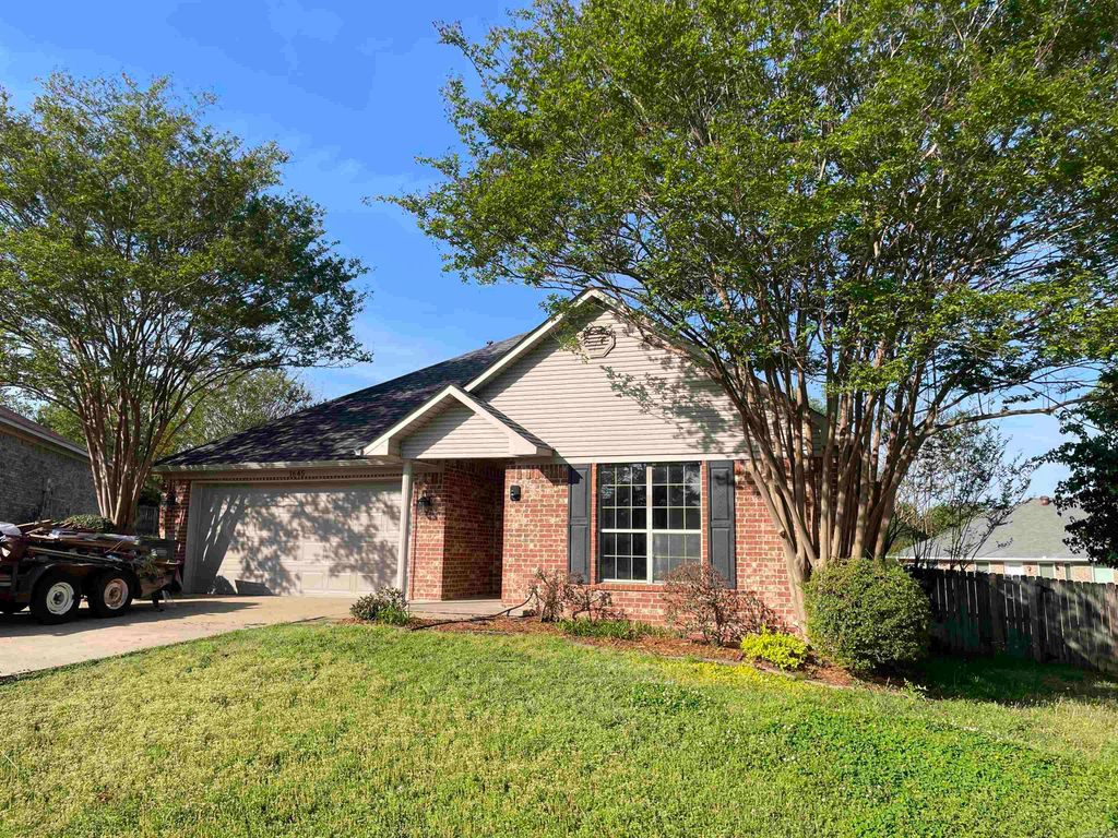 1645 Buckhorn Circle, Conway, AR 72034