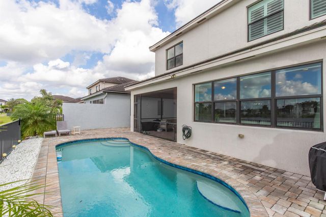 7528 Moonrise Drive, Lake Worth, FL 33467