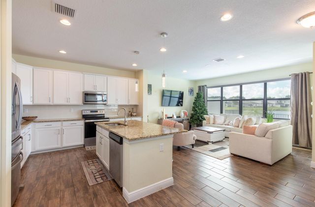 7528 Moonrise Drive, Lake Worth, FL 33467